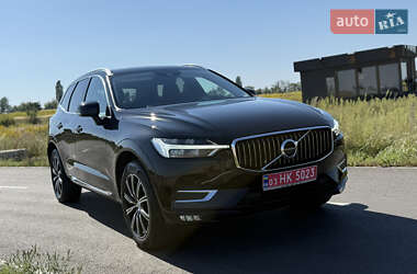 Внедорожник / Кроссовер Volvo XC60 2021 в 