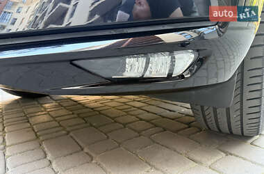 Внедорожник / Кроссовер Volvo XC60 2021 в 