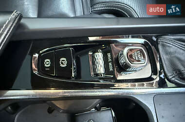 Внедорожник / Кроссовер Volvo XC60 2021 в 