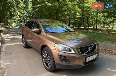 Внедорожник / Кроссовер Volvo XC60 2013 в Киеве