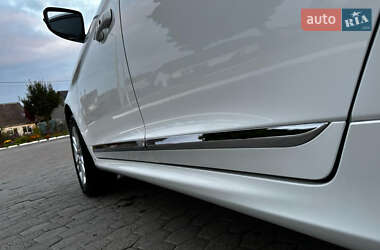 Внедорожник / Кроссовер Volvo XC60 2015 в 