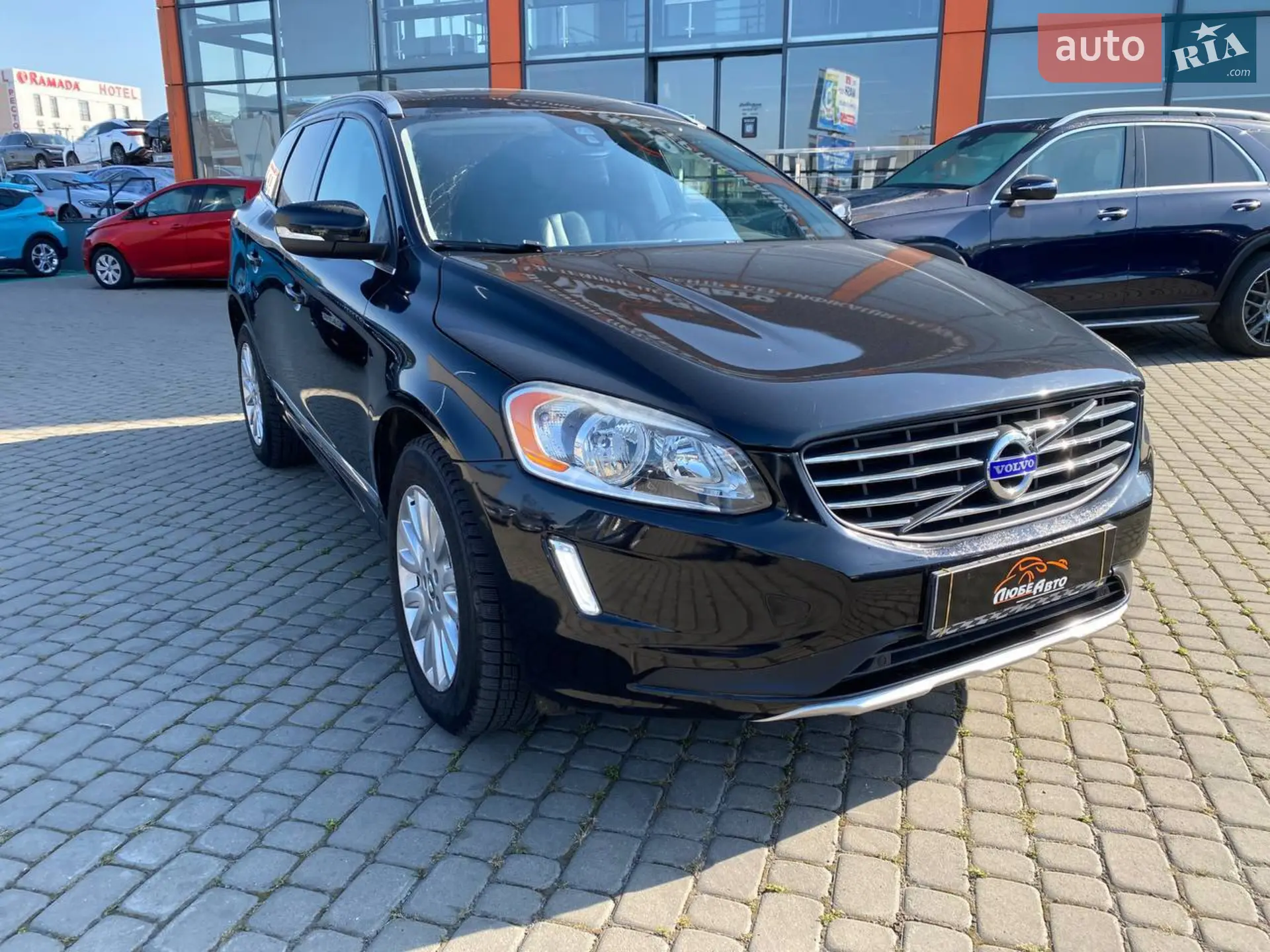 2015 Volvo XC60 - фото 1