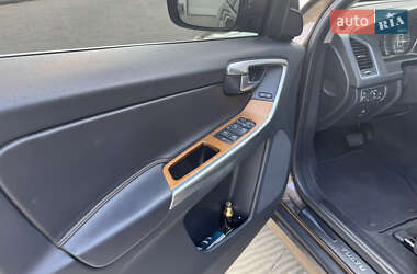 Внедорожник / Кроссовер Volvo XC60 2014 в 