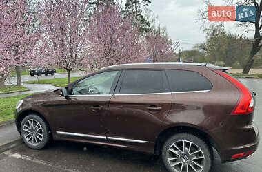 Внедорожник / Кроссовер Volvo XC60 2014 в 