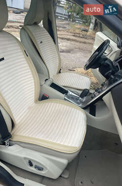 Внедорожник / Кроссовер Volvo XC60 2012 в 