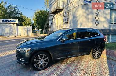 Внедорожник / Кроссовер Volvo XC60 2019 в 