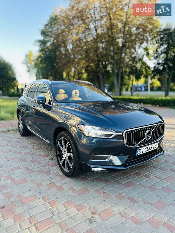Внедорожник / Кроссовер Volvo XC60 2019 в 