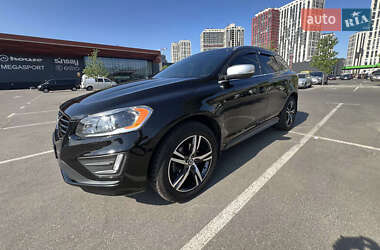 Внедорожник / Кроссовер Volvo XC60 2017 в 