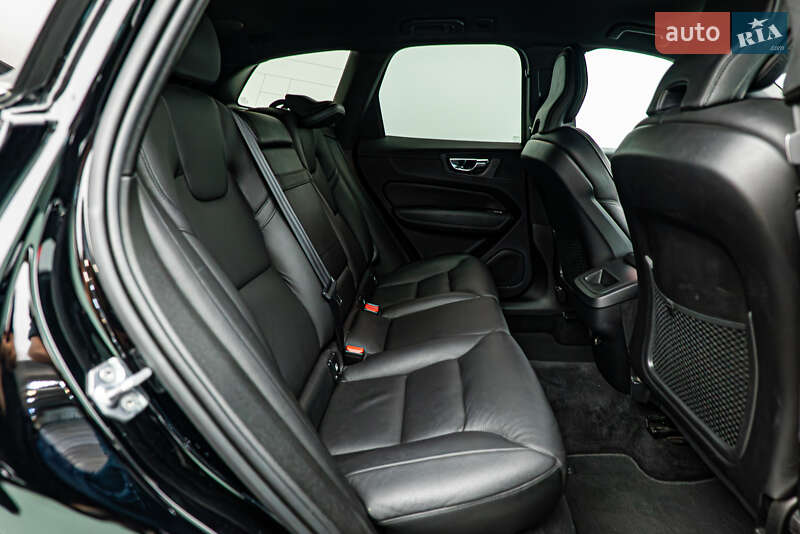 Внедорожник / Кроссовер Volvo XC60 2019 в Киеве фото 23 Внедорожник / Кроссовер Volvo XC60 2019 в Киеве