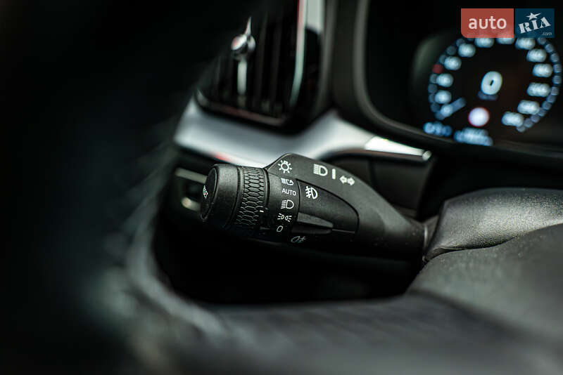 Внедорожник / Кроссовер Volvo XC60 2019 в Киеве фото 16 Внедорожник / Кроссовер Volvo XC60 2019 в Киеве