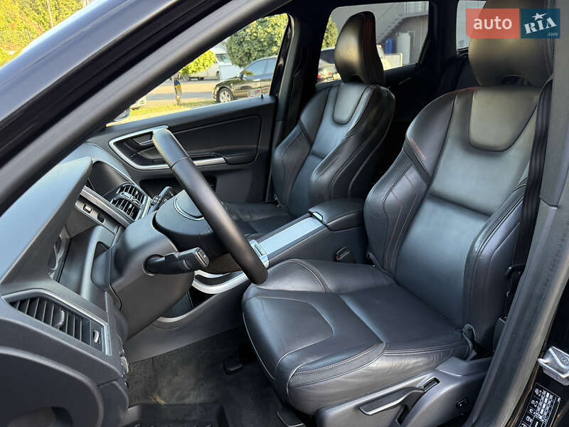 Внедорожник / Кроссовер Volvo XC60 2015 в Ровно