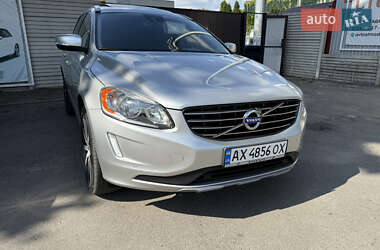 Внедорожник / Кроссовер Volvo XC60 2015 в 
