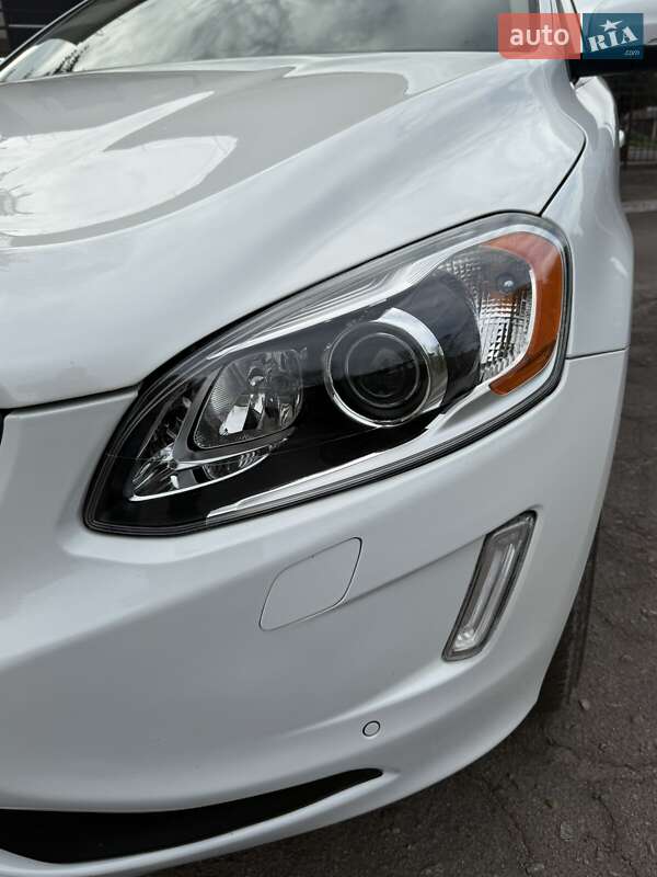 Позашляховик / Кросовер Volvo XC60 2016 в Дніпрі