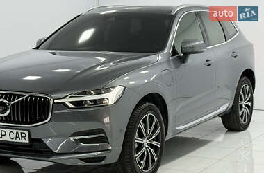 Внедорожник / Кроссовер Volvo XC60 2020 в 
