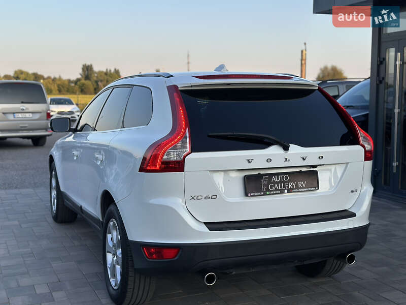 Внедорожник / Кроссовер Volvo XC60 2012 в Ровно