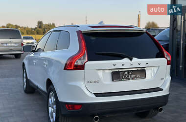 Внедорожник / Кроссовер Volvo XC60 2012 в 