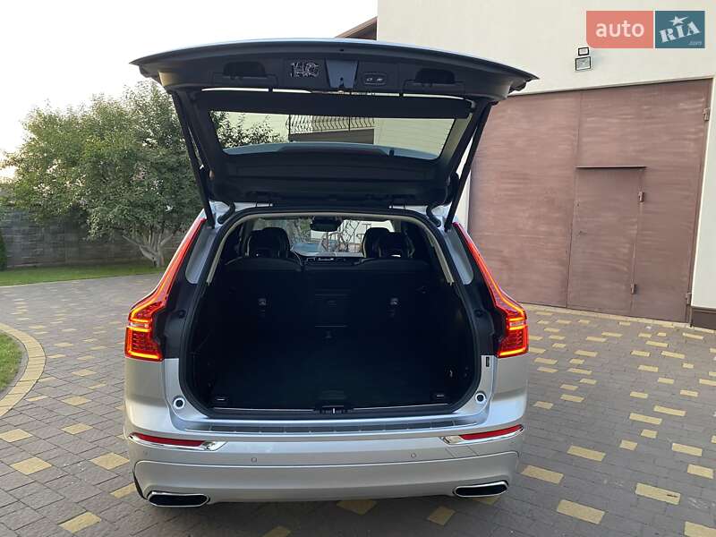 Внедорожник / Кроссовер Volvo XC60 2019 в Ровно