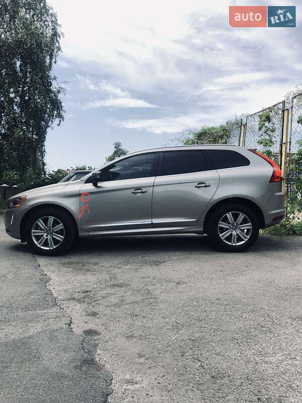 Внедорожник / Кроссовер Volvo XC60 2015 в Броварах