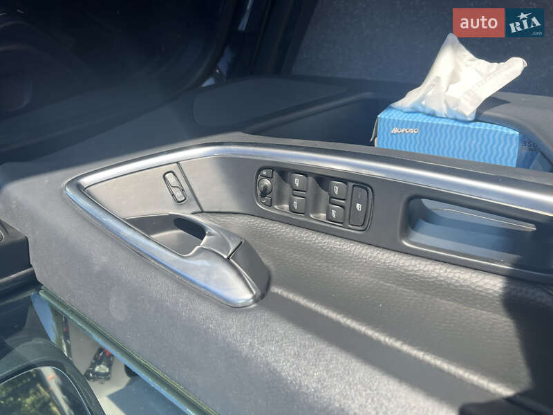 Позашляховик / Кросовер Volvo XC60 2013 в Києві