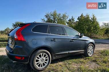 Внедорожник / Кроссовер Volvo XC60 2009 в 