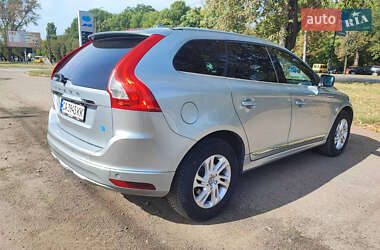 Внедорожник / Кроссовер Volvo XC60 2015 в 