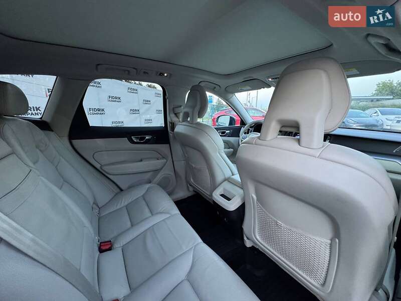 Внедорожник / Кроссовер Volvo XC60 2018 в Луцке фото 14 Внедорожник / Кроссовер Volvo XC60 2018 в Луцке