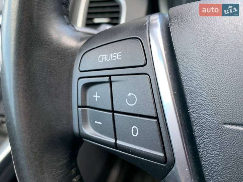 Внедорожник / Кроссовер Volvo XC60 2014 в Киеве