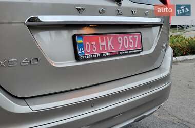 Внедорожник / Кроссовер Volvo XC60 2016 в 
