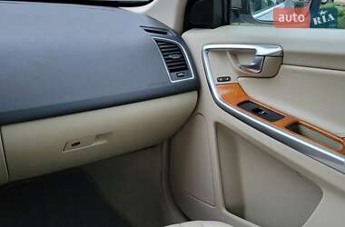 Внедорожник / Кроссовер Volvo XC60 2016 в 