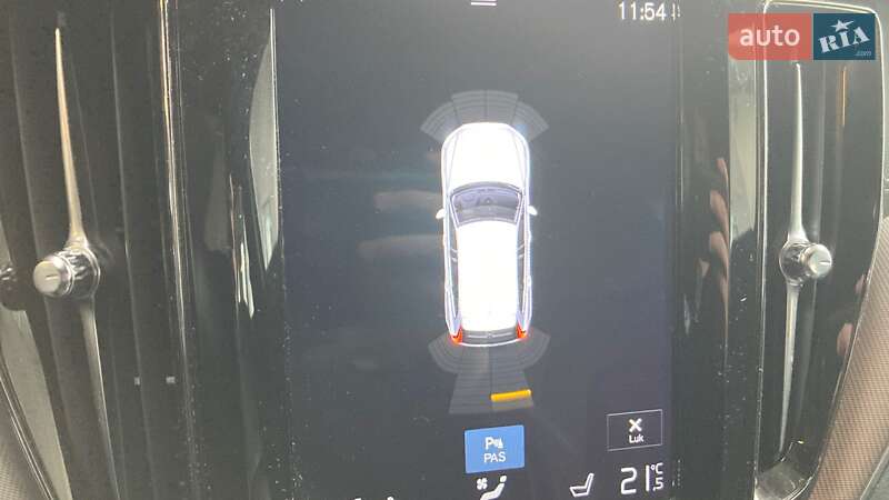 Внедорожник / Кроссовер Volvo XC60 2019 в Черновцах