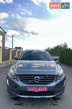 Внедорожник / Кроссовер Volvo XC60 2016 в 