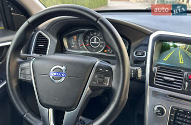 Внедорожник / Кроссовер Volvo XC60 2016 в 