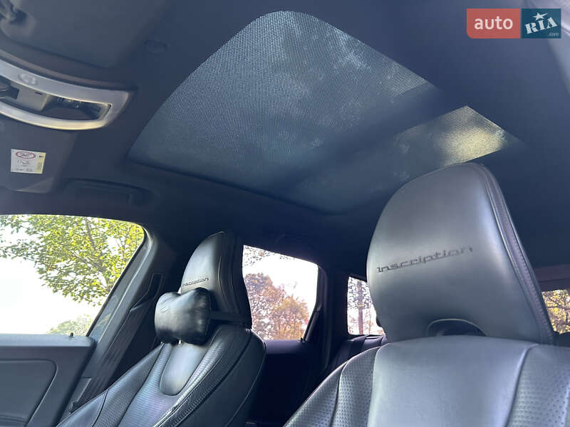 Внедорожник / Кроссовер Volvo XC60 2016 в Полтаве