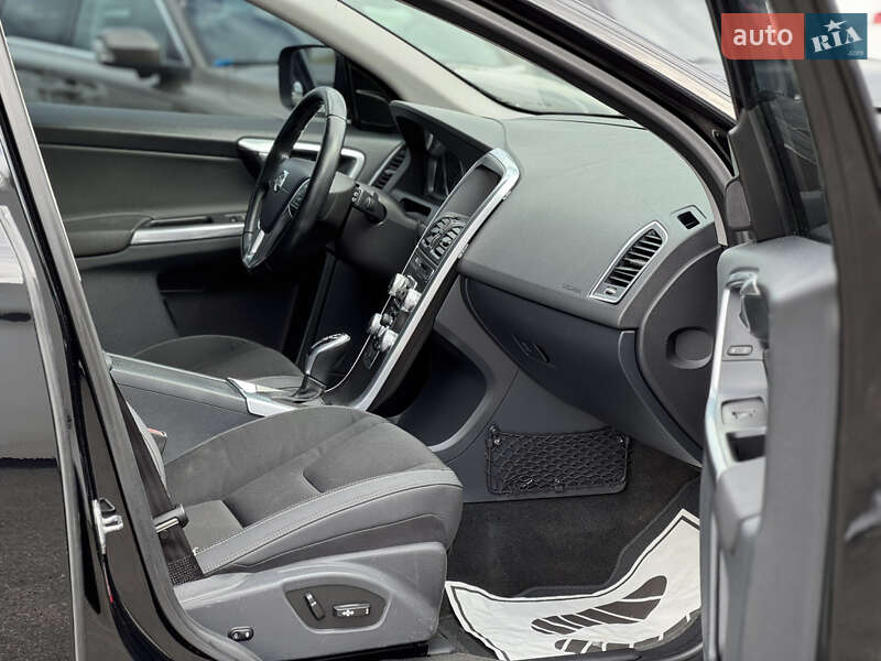 Внедорожник / Кроссовер Volvo XC60 2014 в Львове фото 18 Внедорожник / Кроссовер Volvo XC60 2014 в Львове