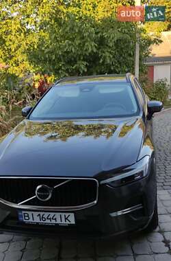 Внедорожник / Кроссовер Volvo XC60 2022 в Хороле
