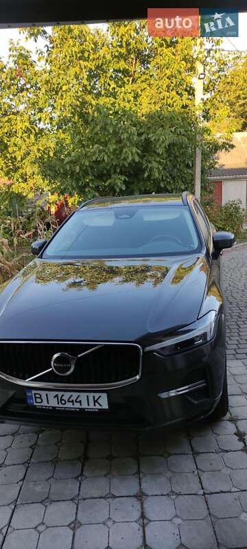 Volvo XC60 2022