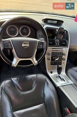 Внедорожник / Кроссовер Volvo XC60 2010 в 