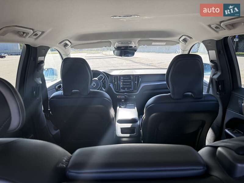 Позашляховик / Кросовер Volvo XC60 2019 в Києві