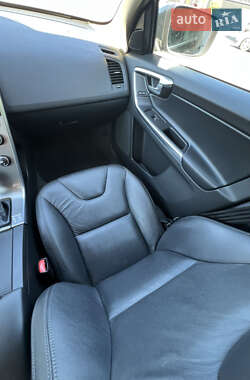 Внедорожник / Кроссовер Volvo XC60 2012 в 