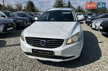 Внедорожник / Кроссовер Volvo XC60 2015 в 