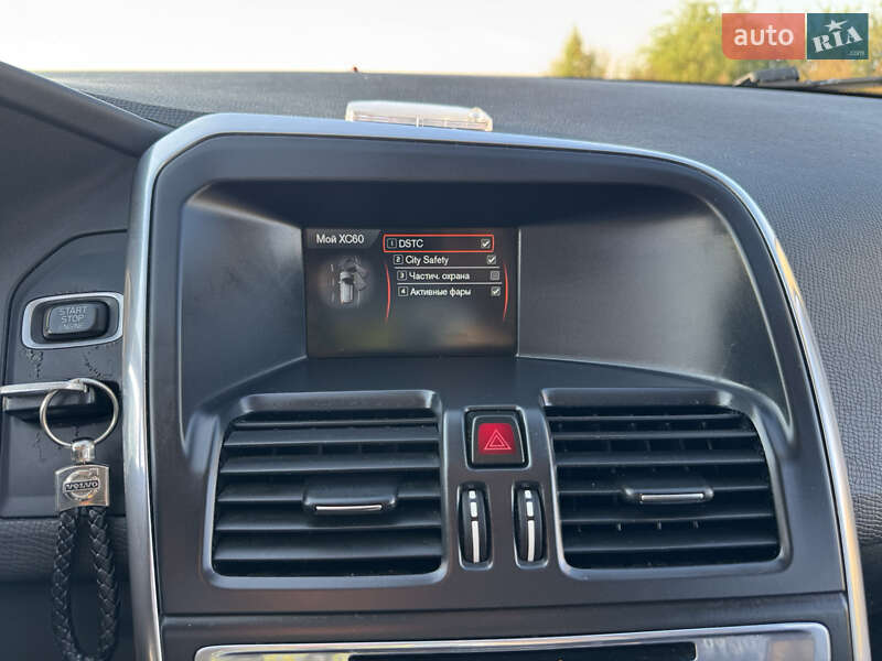 Внедорожник / Кроссовер Volvo XC60 2012 в Баре