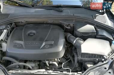 Внедорожник / Кроссовер Volvo XC60 2015 в 