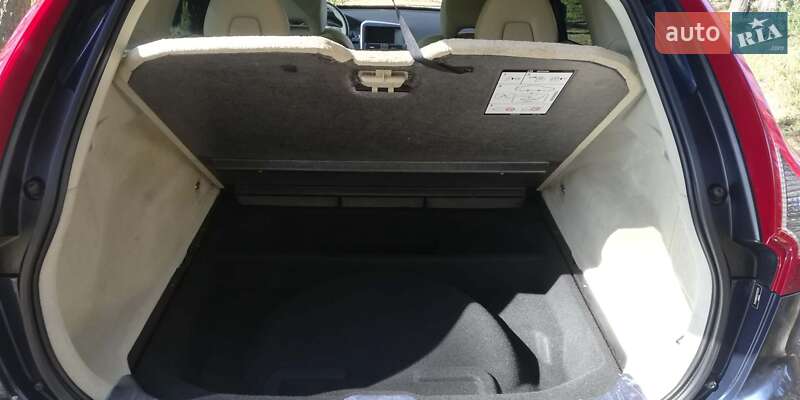 Внедорожник / Кроссовер Volvo XC60 2015 в Харькове