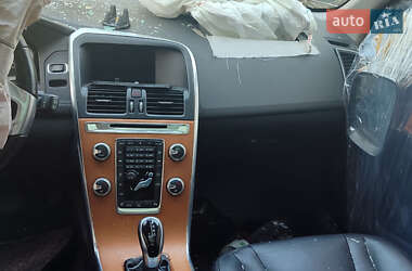 Внедорожник / Кроссовер Volvo XC60 2017 в 