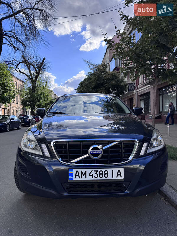 Внедорожник / Кроссовер Volvo XC60 2012 в Житомире