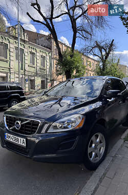 Внедорожник / Кроссовер Volvo XC60 2012 в Житомире