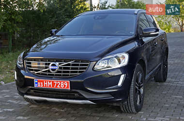 Внедорожник / Кроссовер Volvo XC60 2017 в 