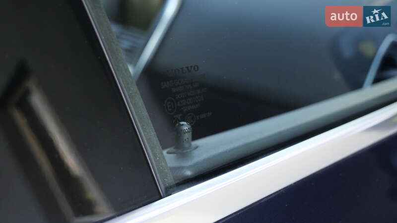 Внедорожник / Кроссовер Volvo XC60 2017 в Львове фото 26 Внедорожник / Кроссовер Volvo XC60 2017 в Львове