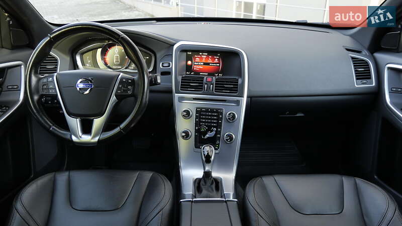 Внедорожник / Кроссовер Volvo XC60 2017 в Львове фото 30 Внедорожник / Кроссовер Volvo XC60 2017 в Львове