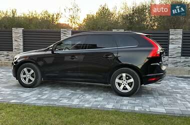 Внедорожник / Кроссовер Volvo XC60 2016 в 